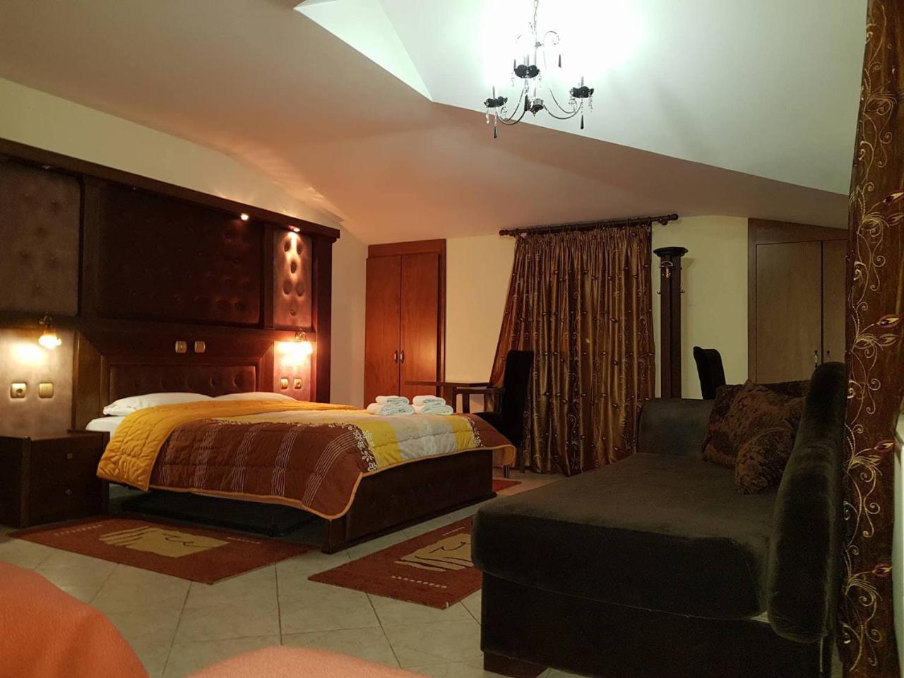 Hotel Παραδοσιακο Káto Loutrákion Extérieur photo
